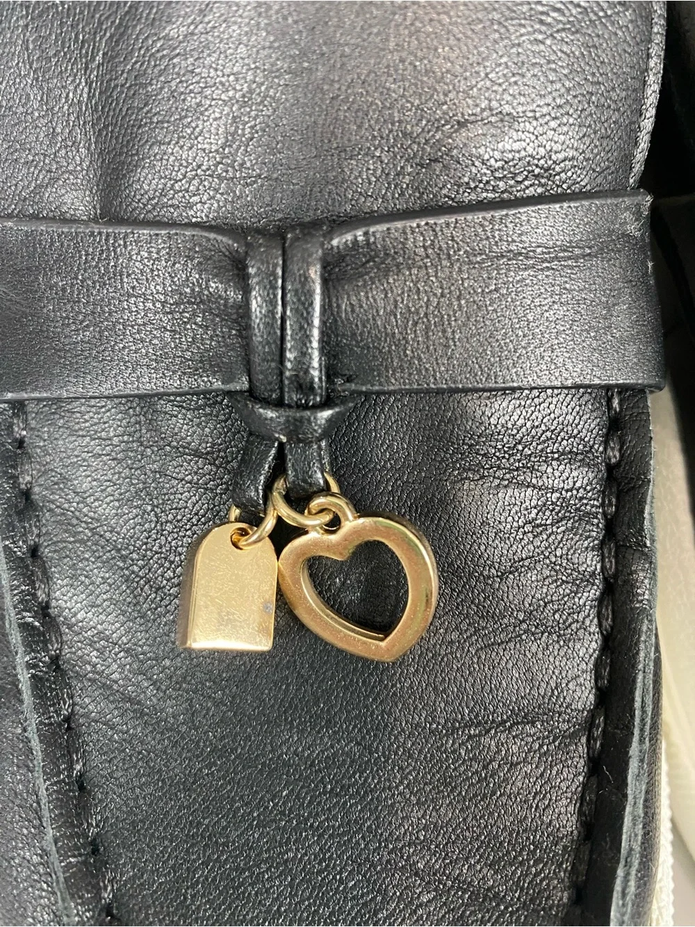 J/SLIDES Black Leather Platform Slip On Loafers Gold Tone Charms Size 8.5